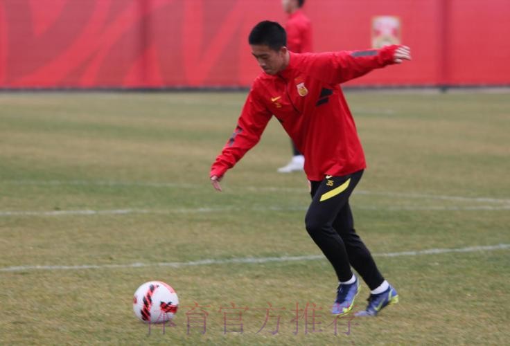 黄开俊：足球少年的迷茫与坚持